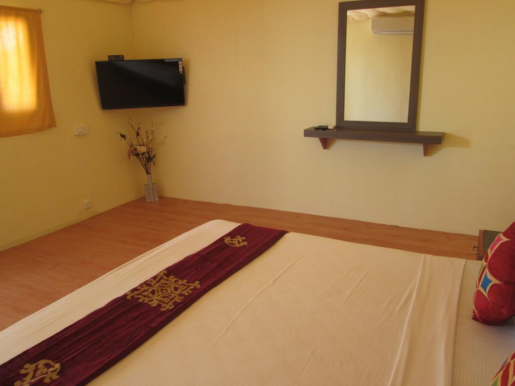 The Ashok Beach Resort Pondicherry Exterior foto