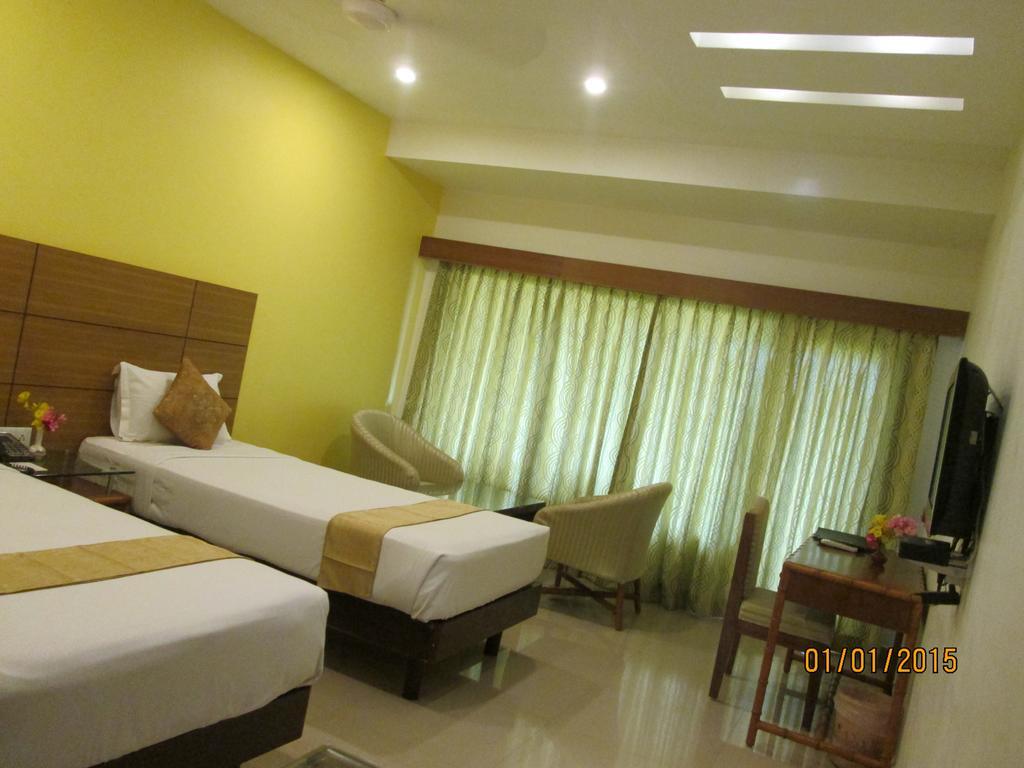 The Ashok Beach Resort Pondicherry Exterior foto