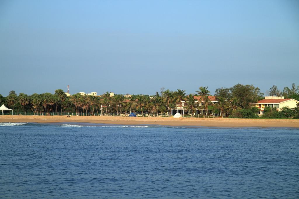 The Ashok Beach Resort Pondicherry Exterior foto