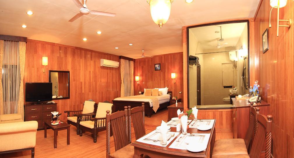 The Ashok Beach Resort Pondicherry Exterior foto