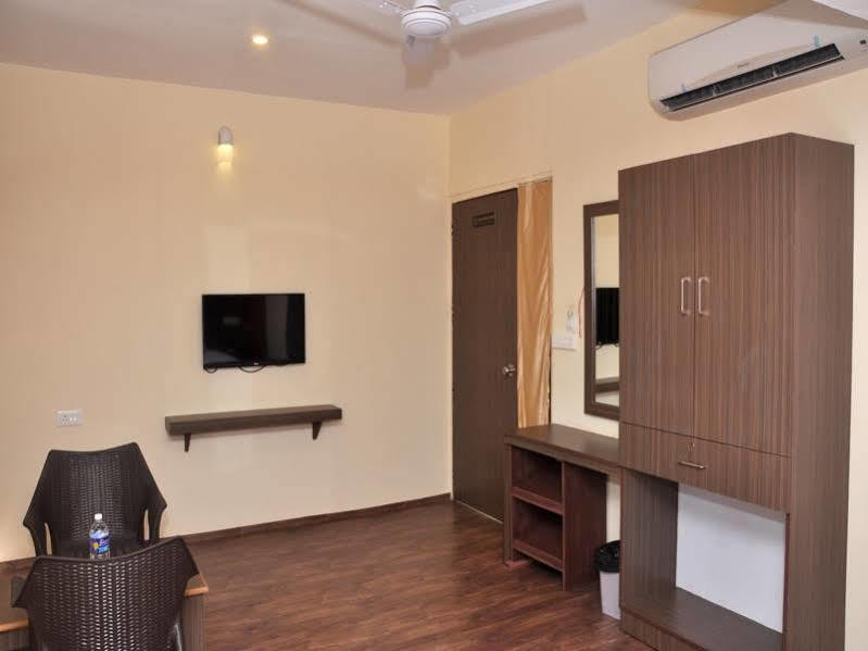 The Ashok Beach Resort Pondicherry Exterior foto