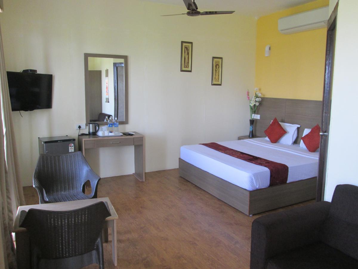 The Ashok Beach Resort Pondicherry Exterior foto